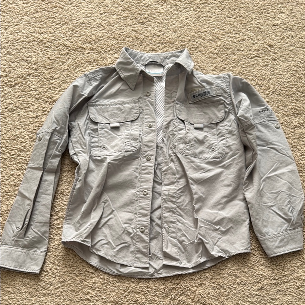 Columbia Light Gray Button-Up Shirt